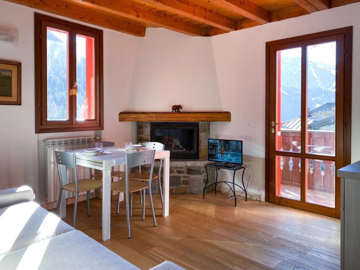 Mansarda Corno D'Aola Lejlighed Ponte Di Legno Eksteriør billede
